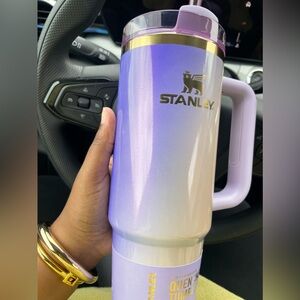 Wicked x Stanley Glinda 30oz Tumbler
 Wicked for Good